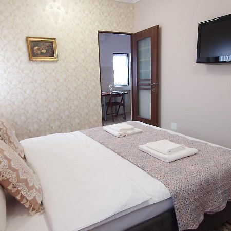 Laroka House Arty And Cosy Studio Universitate Center Bucareste Exterior foto